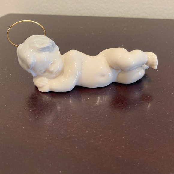 Lladro sleeping baby Jesus Porcelain Baby with Gold Halo - Picture 1 of 3